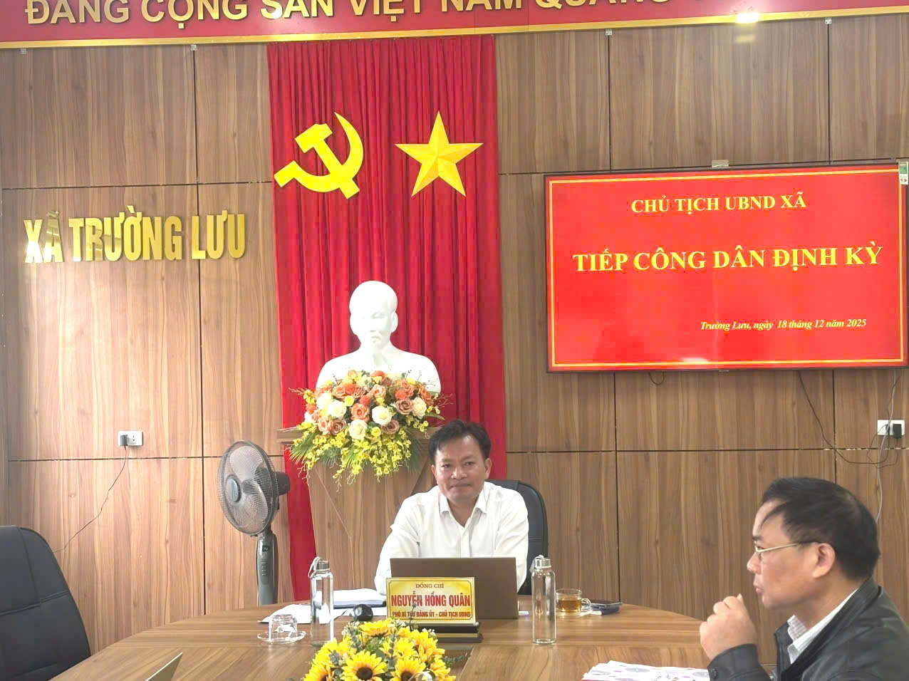 Chủ tịch UBND xã Trường Lưu tiếp công dân định kỳ ngày 18 tháng 12   