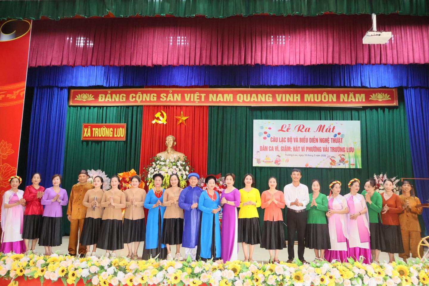 Ra mắt Câu lạc bộ và biểu diễn nghệ thuật “Dân ca Ví, Giặm – Hát ví phường vải Trường Lưu”