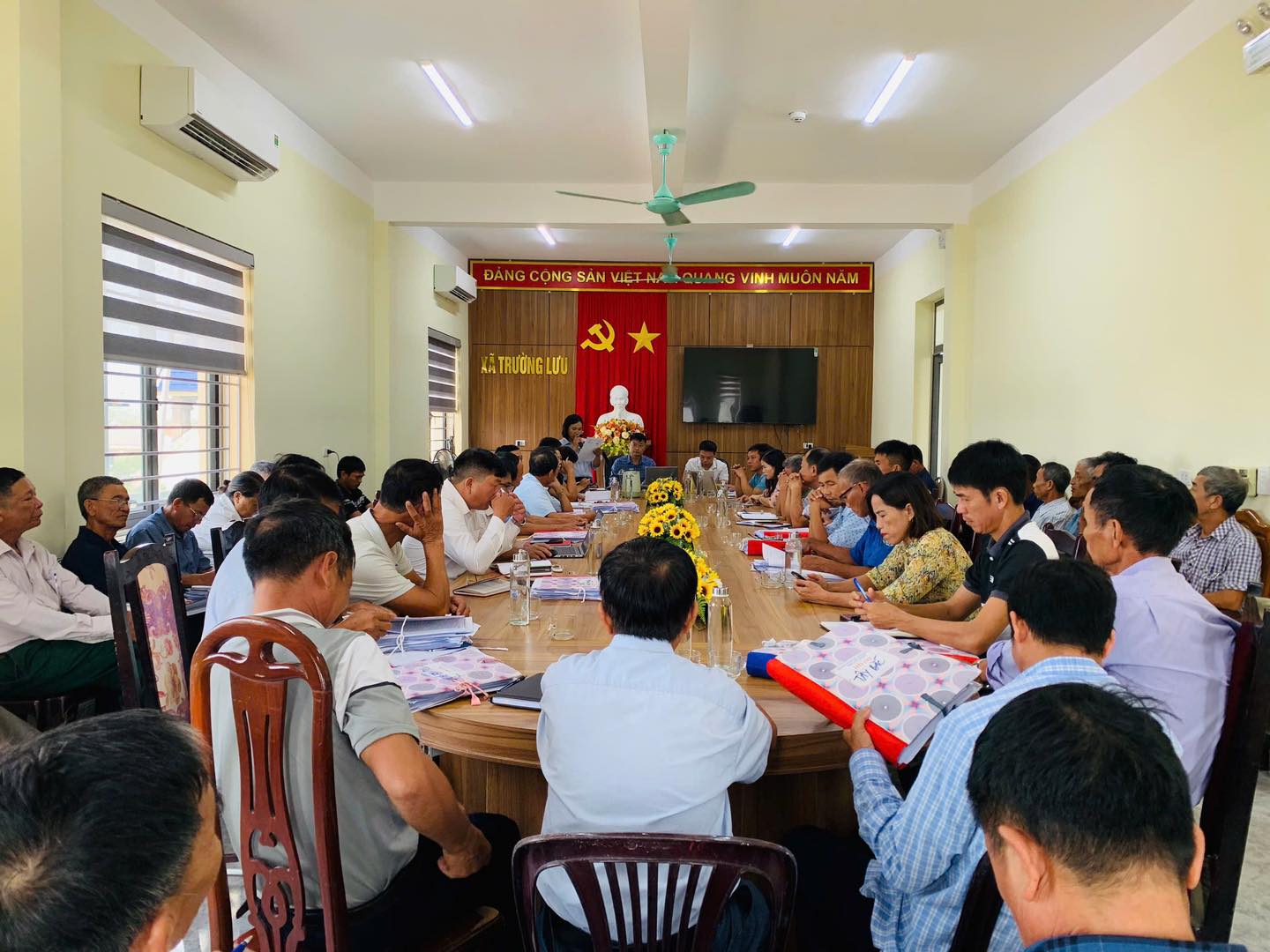 xã Trường Lưu tổ chức Hội nghị triển khai công tác rà soát hộ nghèo, hộ cận nghèo, hộ làm nông, lâm, ngư, diêm nghiệp có mức sống trung bình, người lao động thu nhập thấp năm 2025