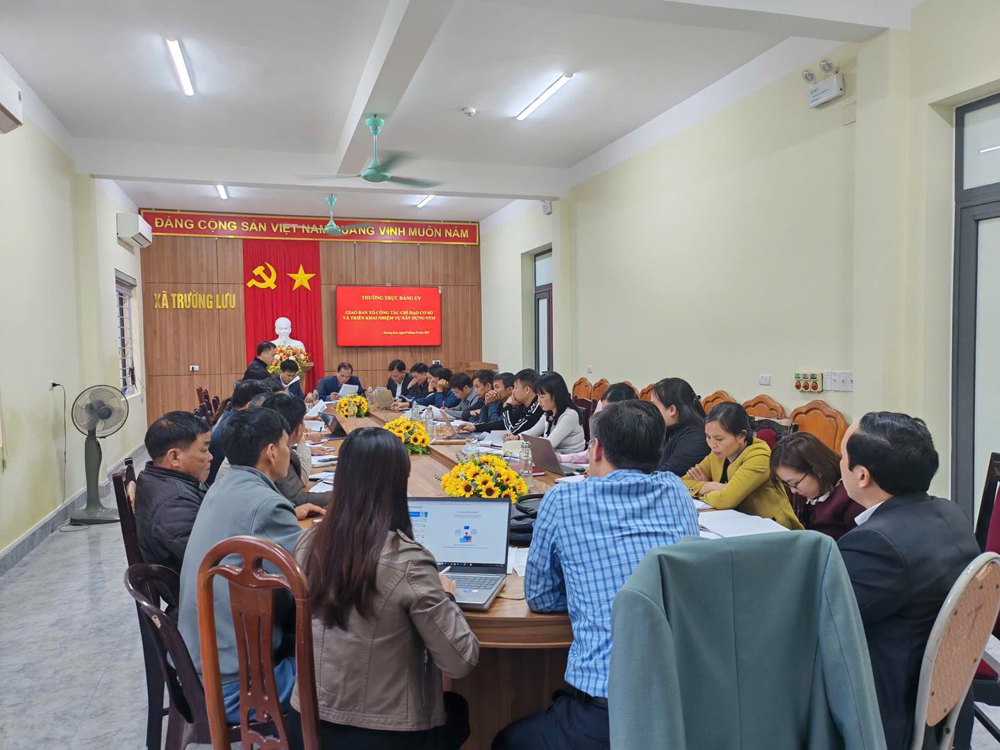 xã Trường Lưu giao ban các tổ công tác chỉ đạo cơ sở và triển khai nhiệm vụ xây dựng Nông thôn mới