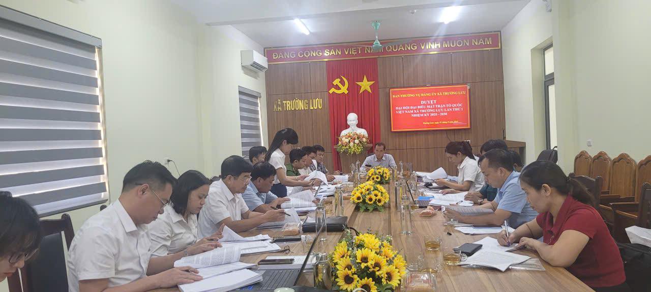 Sáng 15/9, Ban Thường vụ Đảng ủy duyệt nội dung Đại hội đại biểu MTTQ xã Trường Lưu lần thứ I, nhiệm kỳ 2025 - 2030.