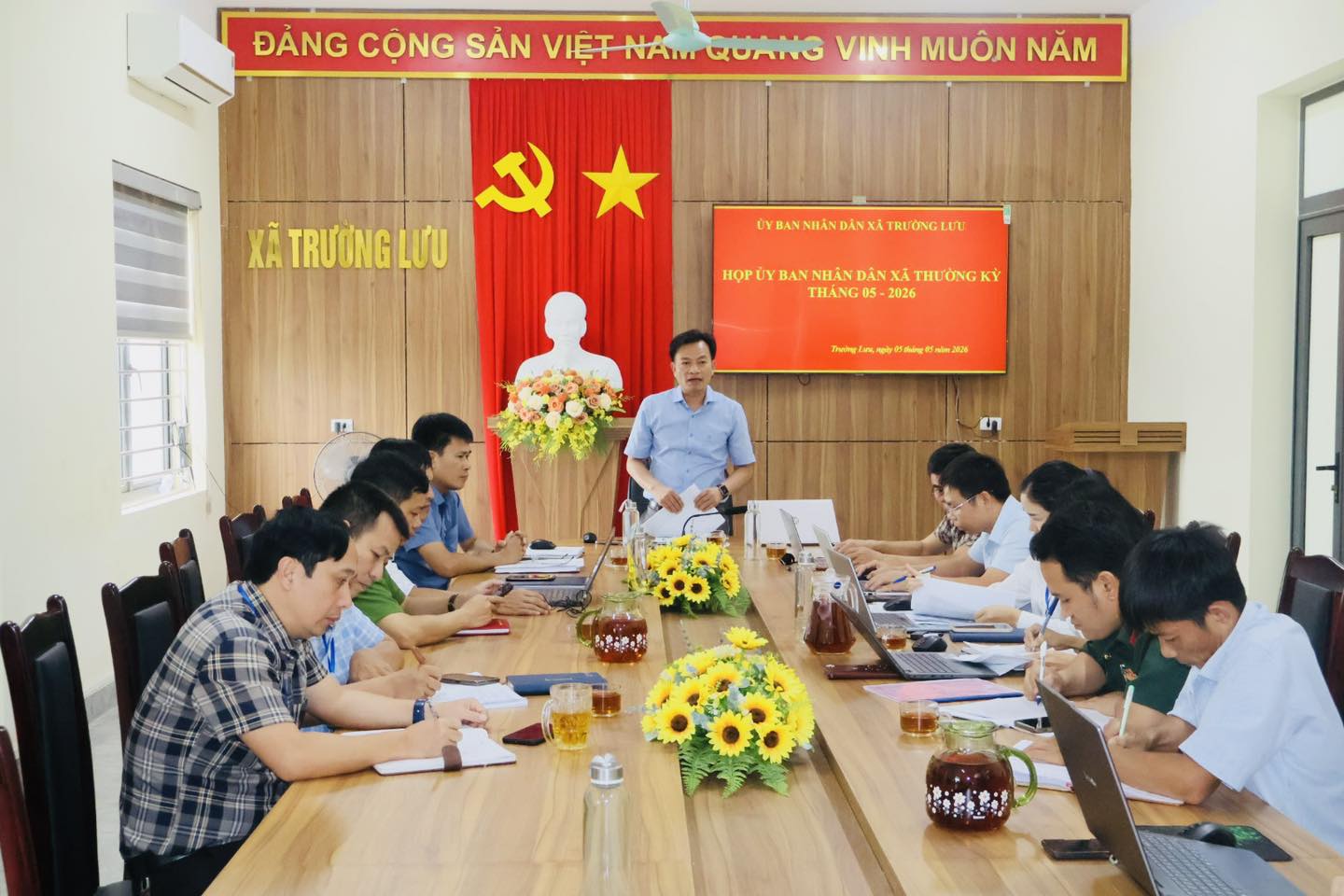 UBND xã Trường Lưu tổ chức phiên họp thường kỳ tháng 5 năm 2026