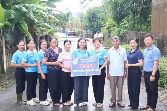 Thôn Trường Lưu tổ chức Lễ ra quân thi đua 90 ngày cao điểm xây dựng nông thôn mới (NTM) hiện đại 