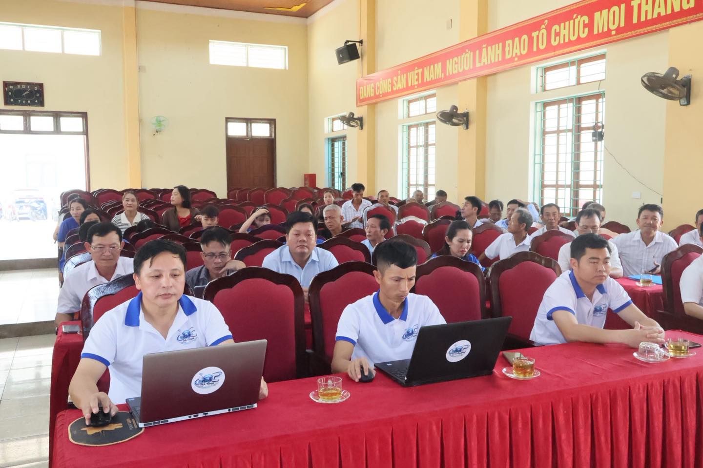 xã Trường Lưu tổ chức lễ hưởng ứng triển khai ứng dụng công dân số i-HaTinh tích hợp phản ánh hiện trường