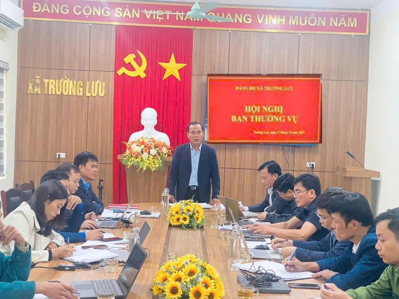 Hội nghị ban thường vụ Đảng ủy xã Trường Lưu 